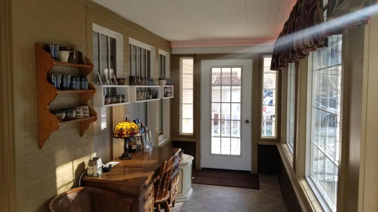 Trickling Waters Retreat Villa Marquette ภายนอก รูปภาพ